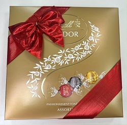 Конфеты LINDT LINDOR ассорти ASSORTED, золотая подарочная с бантом /картон/ 287г*12