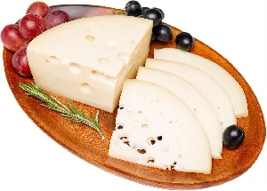 Сыр БЕЛЫЙ КАМЕНЬ полутвердый Маасдам ~600~1100г*1